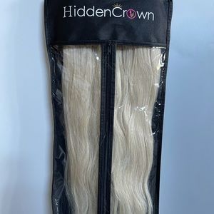 Brand new, never worn. Hidden crown extensions. 20”.